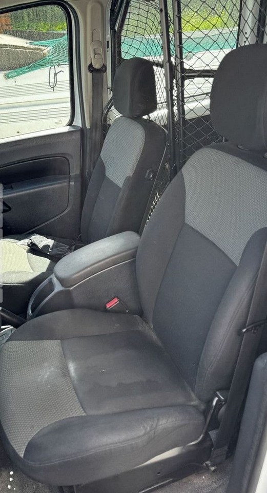 Renault Kangoo Rapid Extra Klima AHK DACHTRÄGER WORKER - Personenwagen: afbeelding 5 Renault Kangoo Rapid Extra Klima AHK DACHTRÄGER WORKER - Personenwagen: afbeelding 5