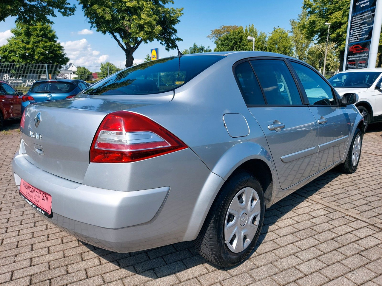 Renault Megane II Classic Lim. Avantage Klima Allwetter - Sedan: afbeelding 5 Renault Megane II Classic Lim. Avantage Klima Allwetter - Sedan: afbeelding 5