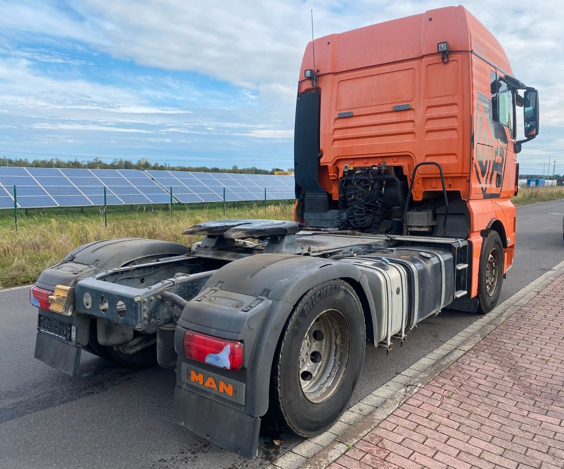 MAN TGX 18.440 4x2 KIPPHYDRAULIK - Trekker: afbeelding 4 MAN TGX 18.440 4x2 KIPPHYDRAULIK - Trekker: afbeelding 4