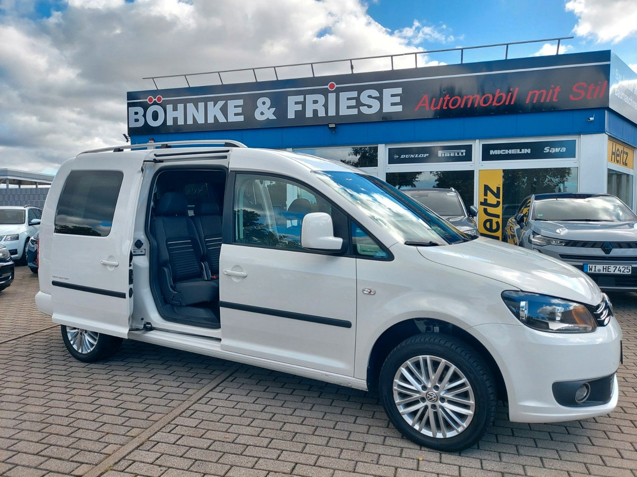 Volkswagen Caddy Kombi Maxi Comfortline 7 Sitze Team - Personenvervoer: afbeelding 1 Volkswagen Caddy Kombi Maxi Comfortline 7 Sitze Team - Personenvervoer: afbeelding 1