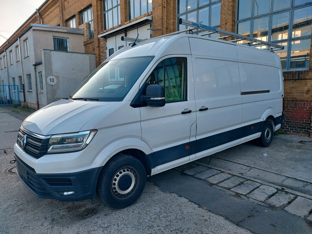 Volkswagen Crafter Kasten 35 lang Hochdach 4MOTION Maxi - Personenvervoer: afbeelding 2 Volkswagen Crafter Kasten 35 lang Hochdach 4MOTION Maxi - Personenvervoer: afbeelding 2