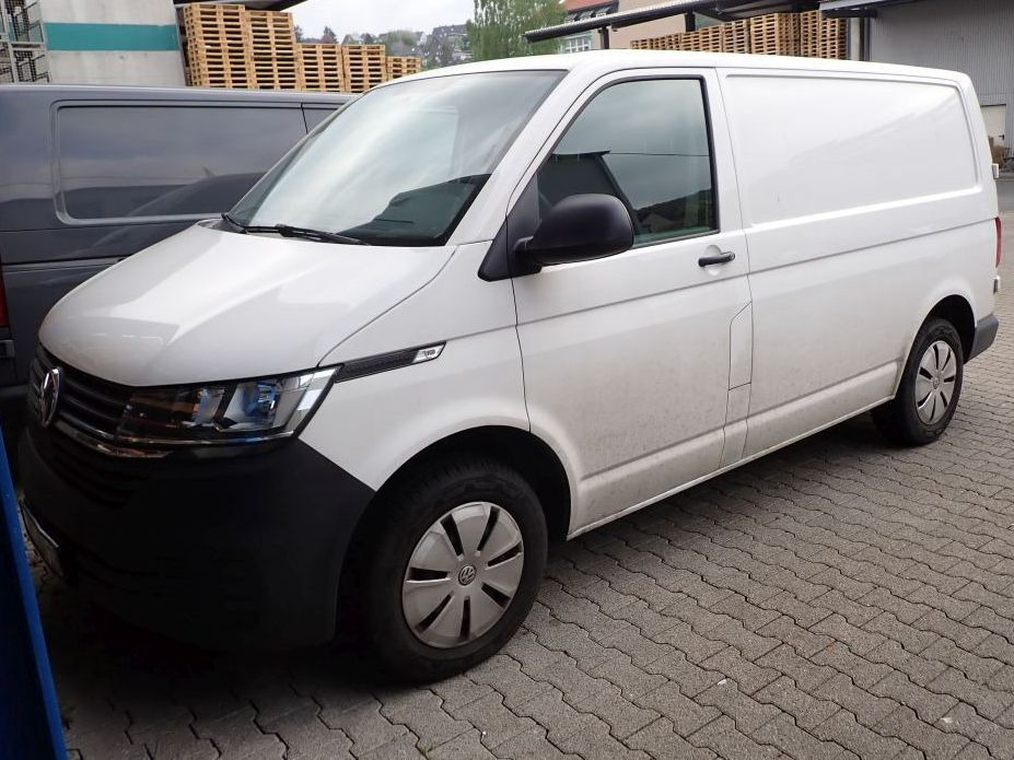 Volkswagen T6.1 Transporter Kasten DSG - Personenvervoer: afbeelding 1 Volkswagen T6.1 Transporter Kasten DSG - Personenvervoer: afbeelding 1