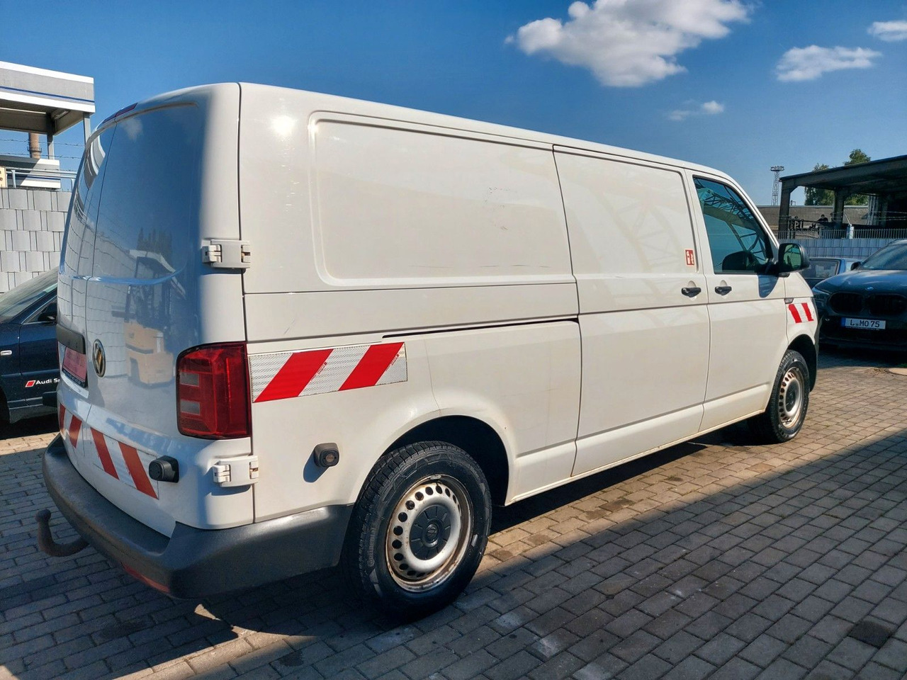 Leasing  Volkswagen T6 Transporter Kasten Kombi lang Motorschaden Volkswagen T6 Transporter Kasten Kombi lang Motorschaden: afbeelding 7