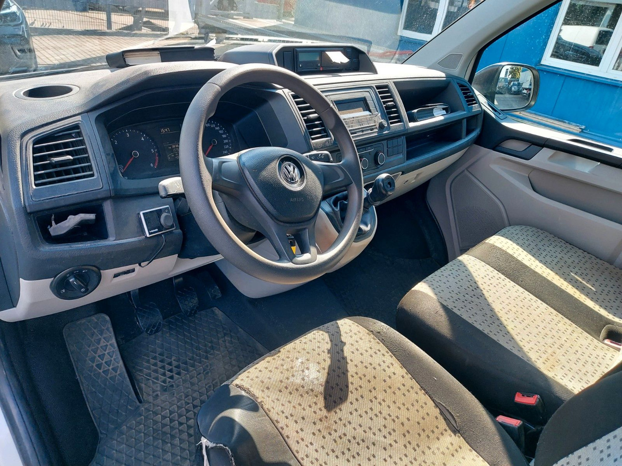 Leasing  Volkswagen T6 Transporter Kasten Kombi lang Motorschaden Volkswagen T6 Transporter Kasten Kombi lang Motorschaden: afbeelding 15