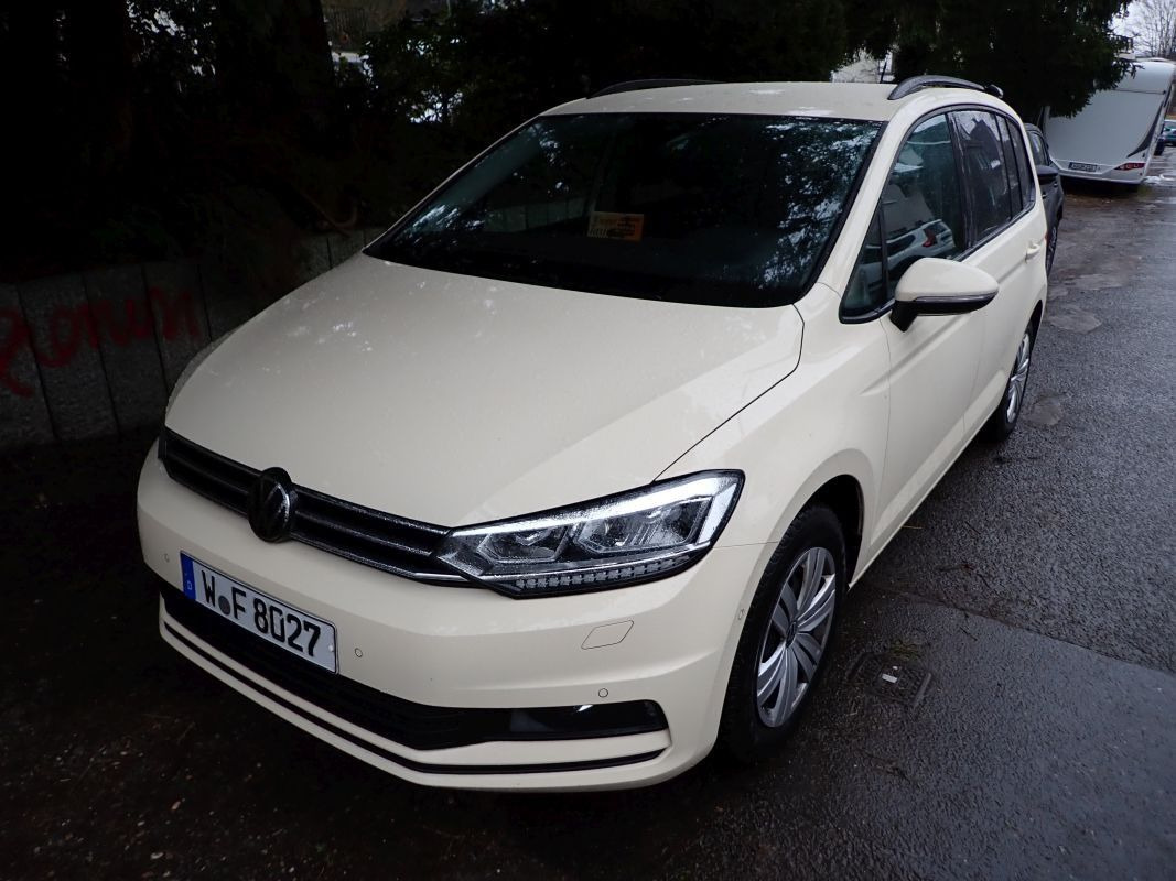 Volkswagen Touran 2.0 TDI SCR DSG Comfortline TAXI LED NAVI - Personenvervoer: afbeelding 1 Volkswagen Touran 2.0 TDI SCR DSG Comfortline TAXI LED NAVI - Personenvervoer: afbeelding 1