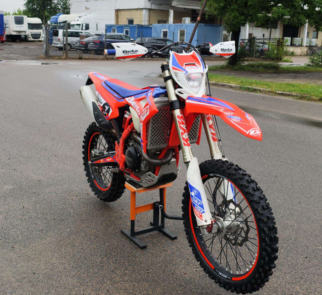 Beta RR 430cc - Motorfiets: afbeelding 2 Beta RR 430cc - Motorfiets: afbeelding 2