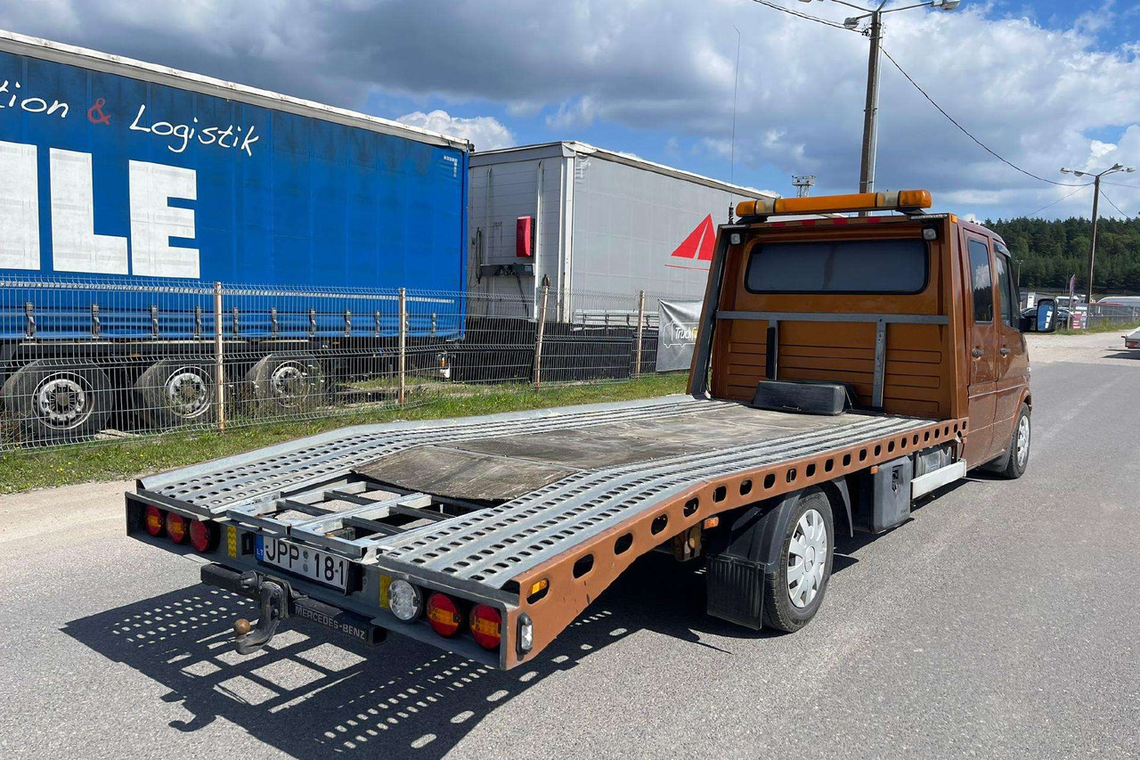 Mercedes-Benz 310 - Gesloten bestelwagen: afbeelding 4 Mercedes-Benz 310 - Gesloten bestelwagen: afbeelding 4