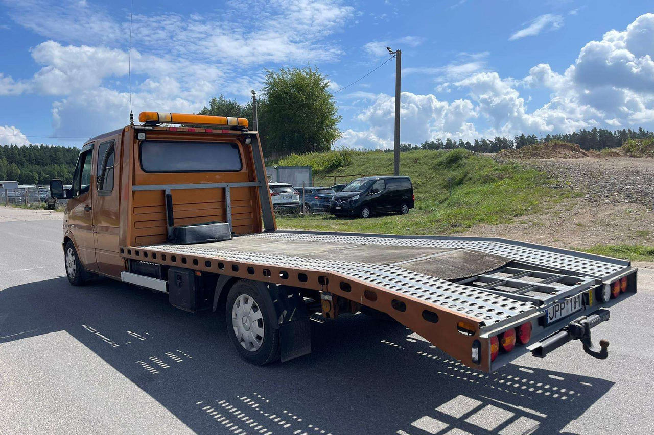 Mercedes-Benz 310 - Gesloten bestelwagen: afbeelding 3 Mercedes-Benz 310 - Gesloten bestelwagen: afbeelding 3