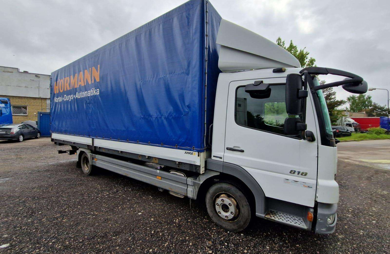 Mercedes-Benz Atego - Schuifzeilen vrachtwagen: afbeelding 1 Mercedes-Benz Atego - Schuifzeilen vrachtwagen: afbeelding 1