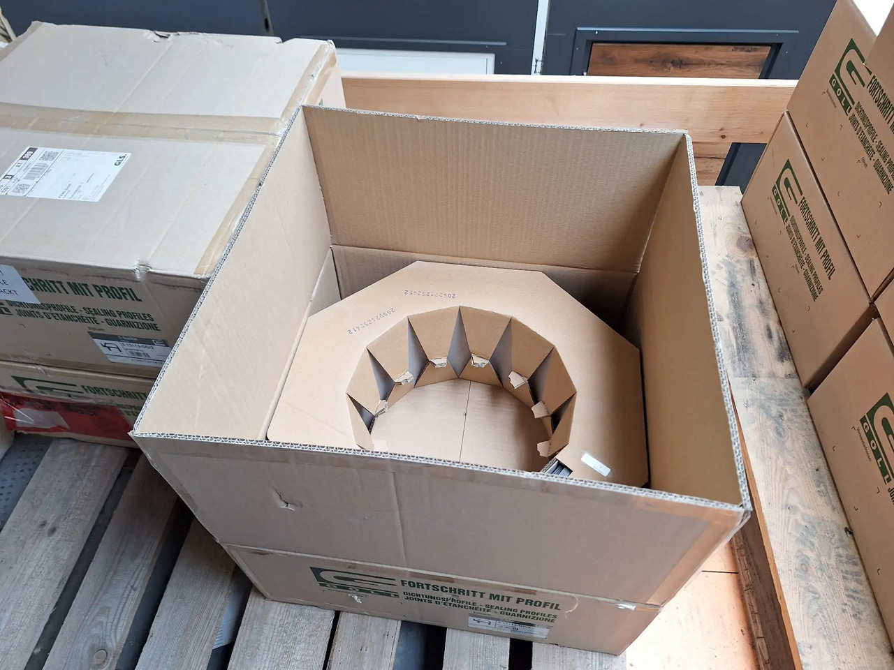 1 Stk. Dichtungsprofil (Goll) - Werkplaats toebehoor: afbeelding 1 1 Stk. Dichtungsprofil (Goll) - Werkplaats toebehoor: afbeelding 1