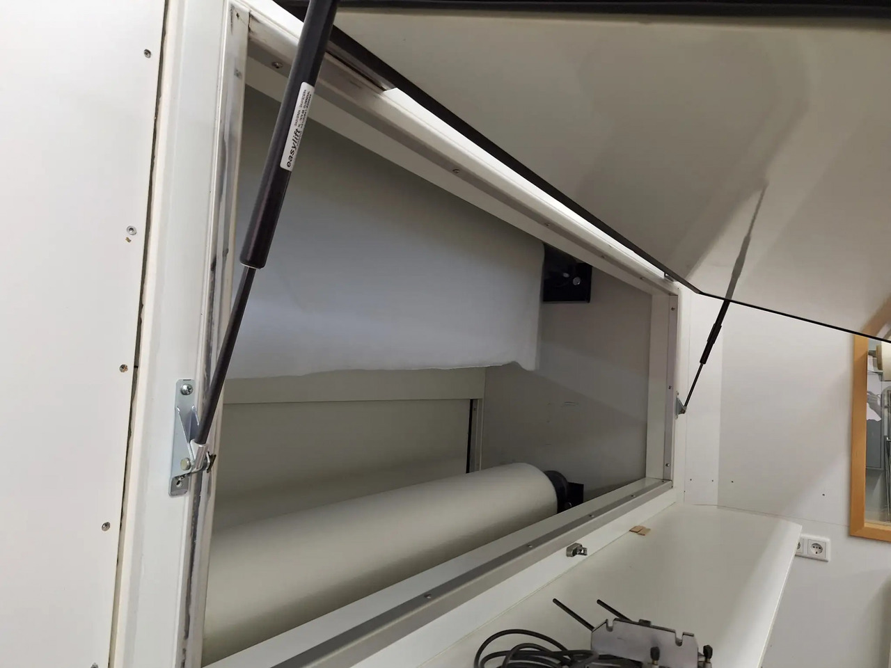 1 Stk. VSG Laminieranlage / Trockenraum (Hoaf) - Werktuigmachine: afbeelding 5 1 Stk. VSG Laminieranlage / Trockenraum (Hoaf) - Werktuigmachine: afbeelding 5