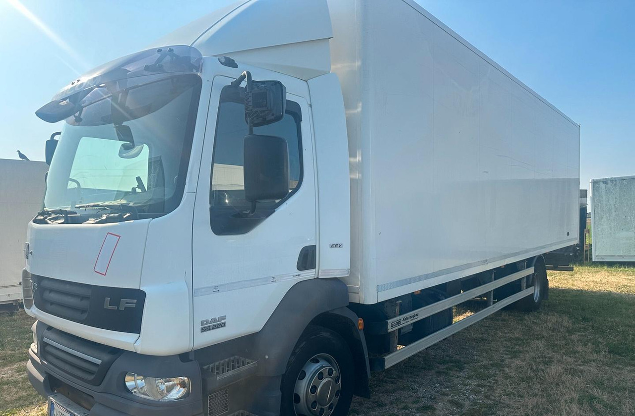 DAF LF 55.220 FURGONE 8 MT. - Bakwagen: afbeelding 1 DAF LF 55.220 FURGONE 8 MT. - Bakwagen: afbeelding 1