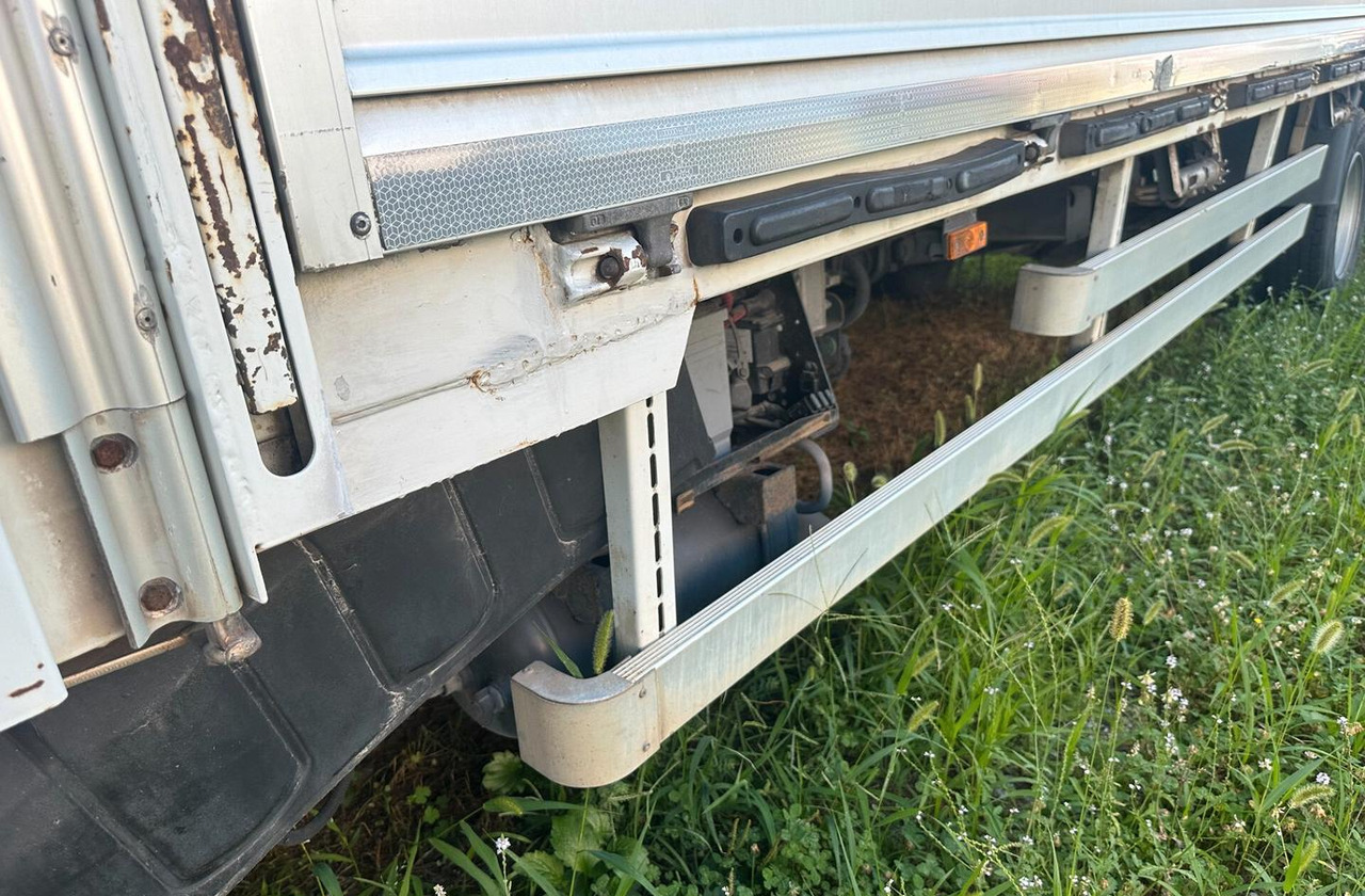 Schuifzeilen vrachtwagen Renault MIDLUM 215.10: afbeelding 7 Schuifzeilen vrachtwagen Renault MIDLUM 215.10: afbeelding 7