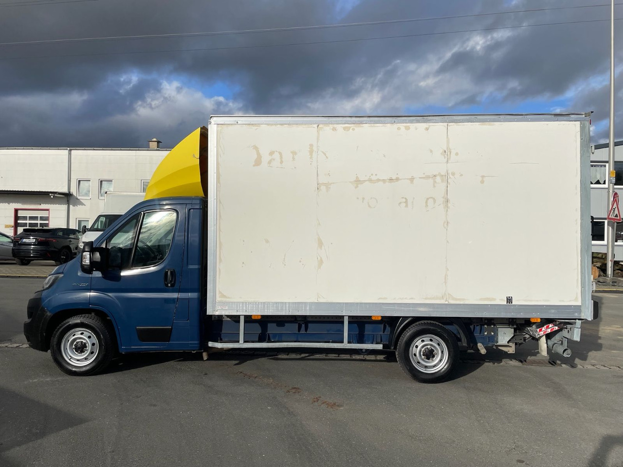 Fiat Ducato Maxi 30 L4H2 Koffer/LBW/AC/NAV/CAM/EU6 - Bestelwagen gesloten laadbak: afbeelding 4 Fiat Ducato Maxi 30 L4H2 Koffer/LBW/AC/NAV/CAM/EU6 - Bestelwagen gesloten laadbak: afbeelding 4