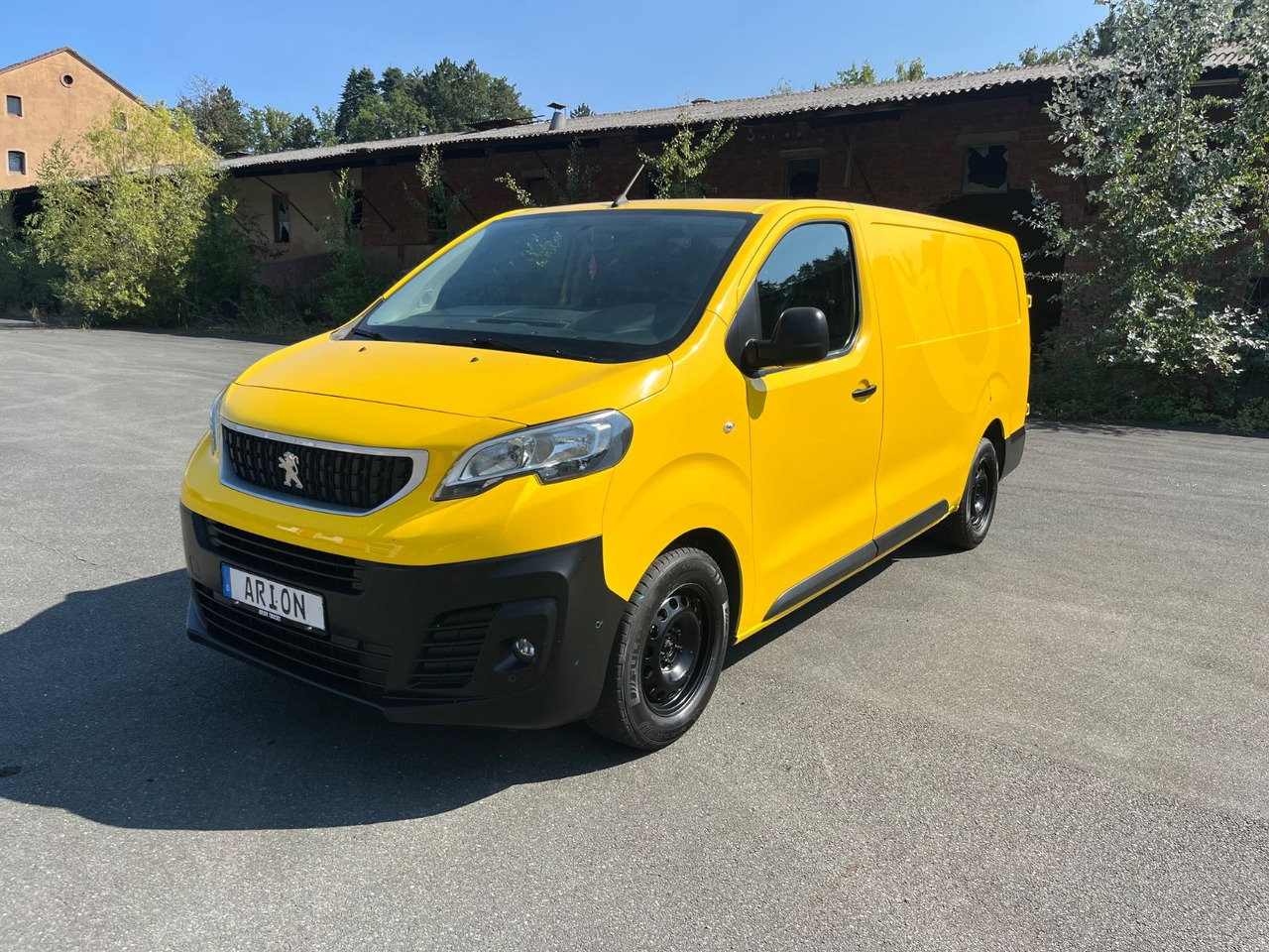 Peugeot Expert Box Pro L3 / 2.0 Blue HDI / More units - Kleine bestelwagen: afbeelding 2 Peugeot Expert Box Pro L3 / 2.0 Blue HDI / More units - Kleine bestelwagen: afbeelding 2