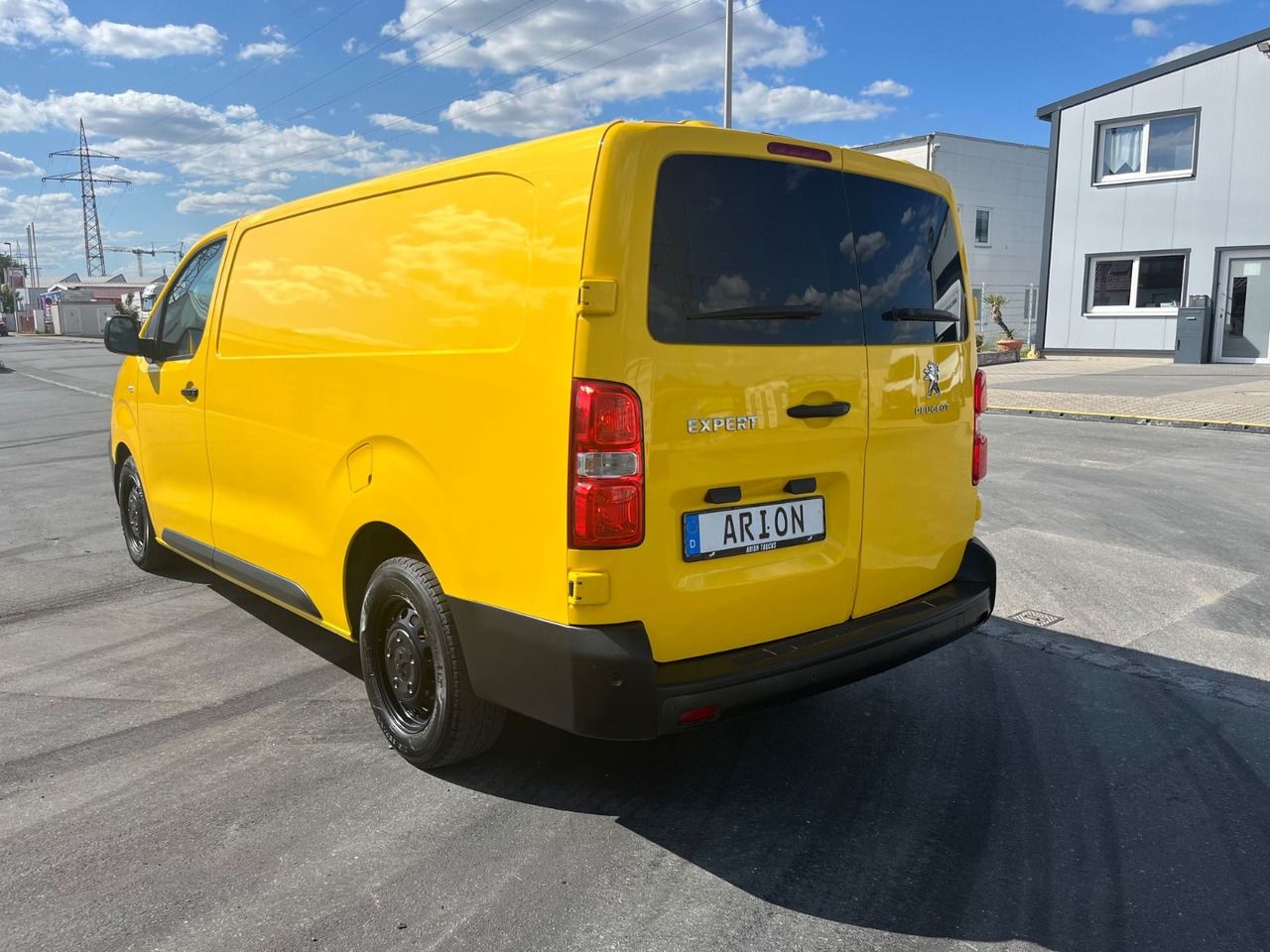 Peugeot Expert Box Pro L3 / 2.0 Blue HDI / More units - Kleine bestelwagen: afbeelding 3 Peugeot Expert Box Pro L3 / 2.0 Blue HDI / More units - Kleine bestelwagen: afbeelding 3