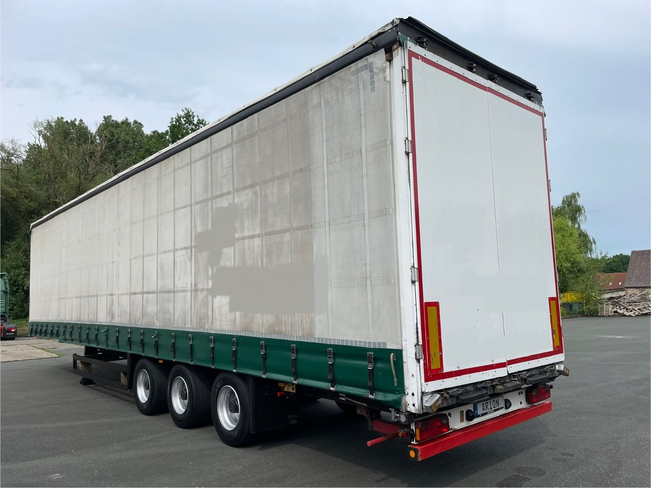 Schmitz Cargobull S01 3-Achs/Pritsche+Plane/13,5m/28050kg-Nutzlast - Schuifzeiloplegger: afbeelding 4 Schmitz Cargobull S01 3-Achs/Pritsche+Plane/13,5m/28050kg-Nutzlast - Schuifzeiloplegger: afbeelding 4