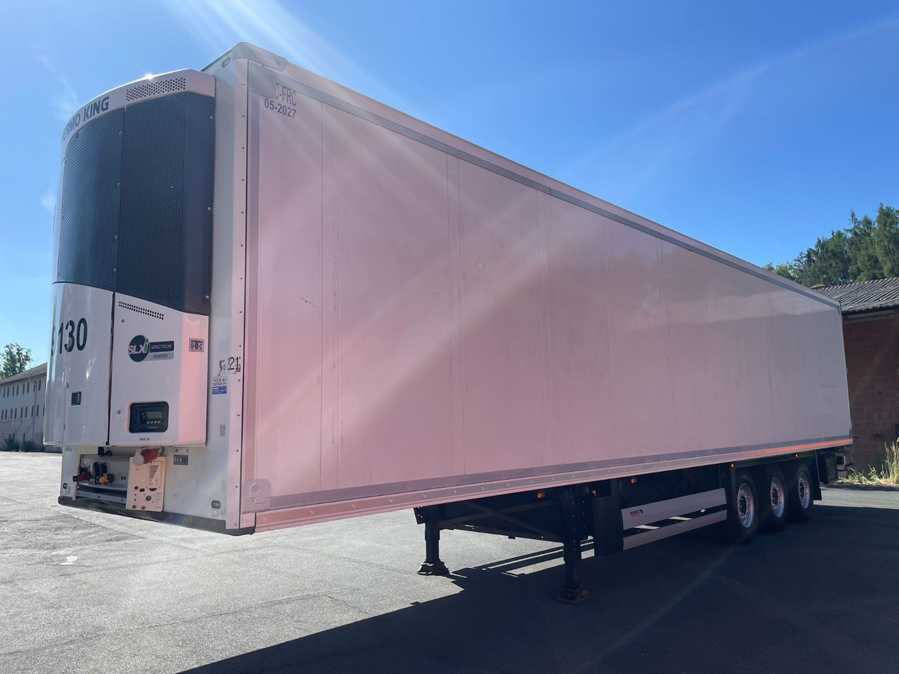 Schmitz Cargobull SCB*S3B /TÜV04-26/LikeNew/2195h/Multi-Temp/13,4m - Koelwagen oplegger: afbeelding 3 Schmitz Cargobull SCB*S3B /TÜV04-26/LikeNew/2195h/Multi-Temp/13,4m - Koelwagen oplegger: afbeelding 3