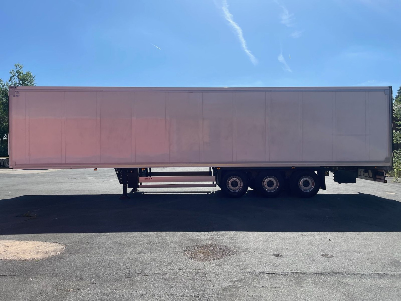 Schmitz Cargobull SCB*S3B /TÜV04-26/LikeNew/2195h/Multi-Temp/13,4m - Koelwagen oplegger: afbeelding 4 Schmitz Cargobull SCB*S3B /TÜV04-26/LikeNew/2195h/Multi-Temp/13,4m - Koelwagen oplegger: afbeelding 4