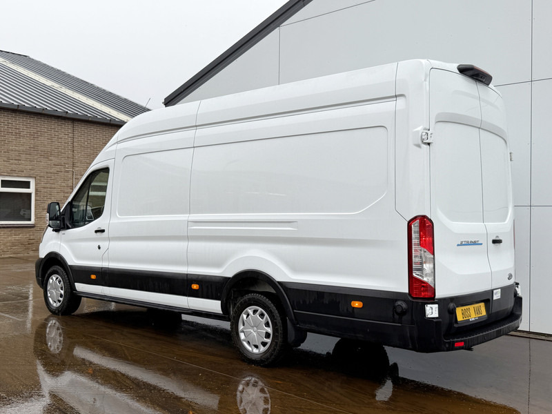 Ford E-Transit 184PK 75kWh 390 Elektrisch 75kWh 334km WLTP BEV Snelladen L4H3 Climate Control Carplay 360° Camera Tachograaf Stoelverwarming Parkeersensoren voor achter Laadkabel - Gesloten bestelwagen, Elektrische bedrijfswagen: afbeelding 2 Ford E-Transit 184PK 75kWh 390 Elektrisch 75kWh 334km WLTP BEV Snelladen L4H3 Climate Control Carplay 360° Camera Tachograaf Stoelverwarming Parkeersensoren voor achter Laadkabel - Gesloten bestelwagen, Elektrische bedrijfswagen: afbeelding 2