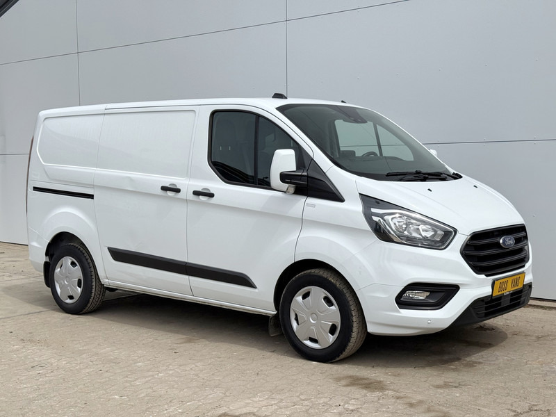 Ford Transit Custom 2.0 TDCI 130PK Automaat L1H1 Scherm Cruise Control Camera Airco LED Parkeersensoren voor achter - Kleine bestelwagen: afbeelding 4 Ford Transit Custom 2.0 TDCI 130PK Automaat L1H1 Scherm Cruise Control Camera Airco LED Parkeersensoren voor achter - Kleine bestelwagen: afbeelding 4