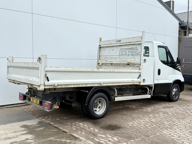 Iveco Daily 35C12 2.3 L3 Kipper Dubbellucht 3.5t Trekhaak Airco Cruise Control Lucht Geveerde Stoel - Kipper bestelwagen: afbeelding 4 Iveco Daily 35C12 2.3 L3 Kipper Dubbellucht 3.5t Trekhaak Airco Cruise Control Lucht Geveerde Stoel - Kipper bestelwagen: afbeelding 4