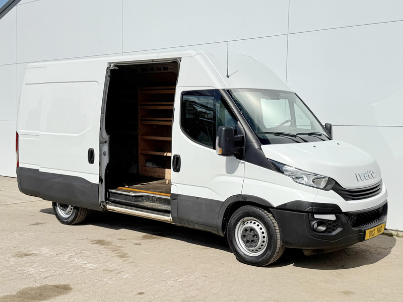 Iveco Daily 35S14 L2H2 Luchtvering Trekhaak Cruise Control Climate Control Lucht Geveerde Bestuurdersstoel - Gesloten bestelwagen: afbeelding 5 Iveco Daily 35S14 L2H2 Luchtvering Trekhaak Cruise Control Climate Control Lucht Geveerde Bestuurdersstoel - Gesloten bestelwagen: afbeelding 5