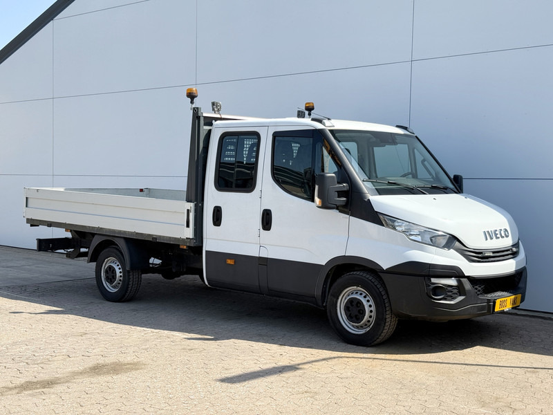 Iveco Daily 35S16 2.3 Automaat Dubbele Cabine Trekhaak 3.5t Climate Control 7 Zitplaatsen Standkachel DC - Bestelwagen met open laadbak, Bestelwagen met dubbele cabine: afbeelding 4 Iveco Daily 35S16 2.3 Automaat Dubbele Cabine Trekhaak 3.5t Climate Control 7 Zitplaatsen Standkachel DC - Bestelwagen met open laadbak, Bestelwagen met dubbele cabine: afbeelding 4