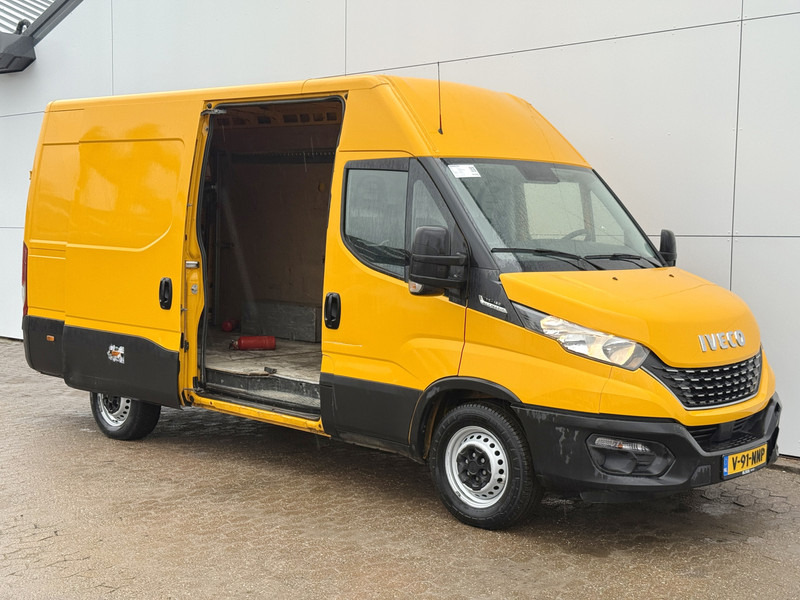 Iveco Daily 35S16 2.3 Automaat L2H2 Oprijplaat Trekhaak Climate Control Cruise Control Lucht Geveerde Stoel - Gesloten bestelwagen: afbeelding 5 Iveco Daily 35S16 2.3 Automaat L2H2 Oprijplaat Trekhaak Climate Control Cruise Control Lucht Geveerde Stoel - Gesloten bestelwagen: afbeelding 5
