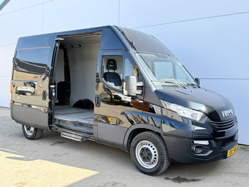 Leasing Iveco Daily 35S16 L2H2 Airco Cruise Control Camera 3.5t Trekhaak Iveco Daily 35S16 L2H2 Airco Cruise Control Camera 3.5t Trekhaak: afbeelding 6