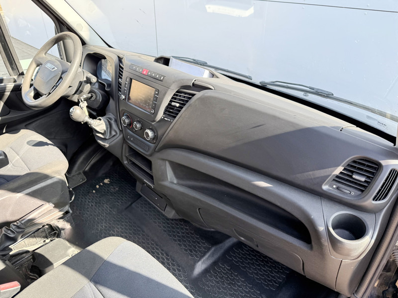 Leasing Iveco Daily 35S16 L2H2 Airco Cruise Control Camera 3.5t Trekhaak Iveco Daily 35S16 L2H2 Airco Cruise Control Camera 3.5t Trekhaak: afbeelding 9
