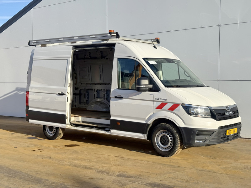 MAN TGE 3.140 2.0 TDI L3H3 Airco Cruise Control Trekhaak Carplay Navigatie Parkeersensoren voor achter - Gesloten bestelwagen: afbeelding 5 MAN TGE 3.140 2.0 TDI L3H3 Airco Cruise Control Trekhaak Carplay Navigatie Parkeersensoren voor achter - Gesloten bestelwagen: afbeelding 5