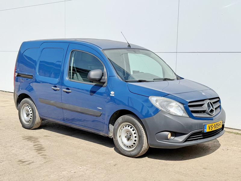 Mercedes-Benz Citan 109 Airco Trekhaak Schuifdeur APK 11-11-2025 - Kleine bestelwagen: afbeelding 4 Mercedes-Benz Citan 109 Airco Trekhaak Schuifdeur APK 11-11-2025 - Kleine bestelwagen: afbeelding 4