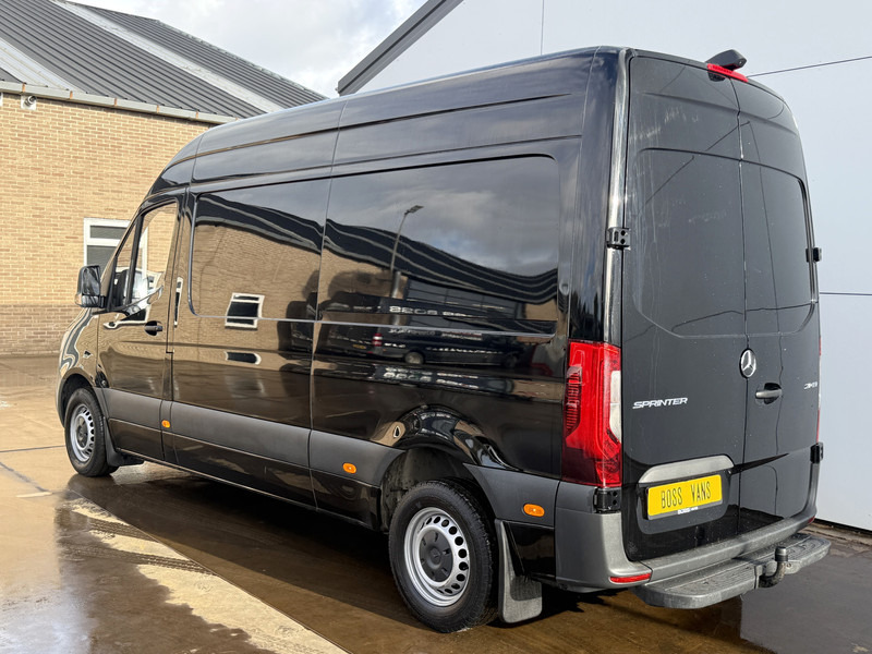 Mercedes-Benz Sprinter 211 2.2 CDI Automaat L2H2 LED Trekhaak Carplay Cruise Control Camera Stoelverwarming - Kleine bestelwagen: afbeelding 2 Mercedes-Benz Sprinter 211 2.2 CDI Automaat L2H2 LED Trekhaak Carplay Cruise Control Camera Stoelverwarming - Kleine bestelwagen: afbeelding 2
