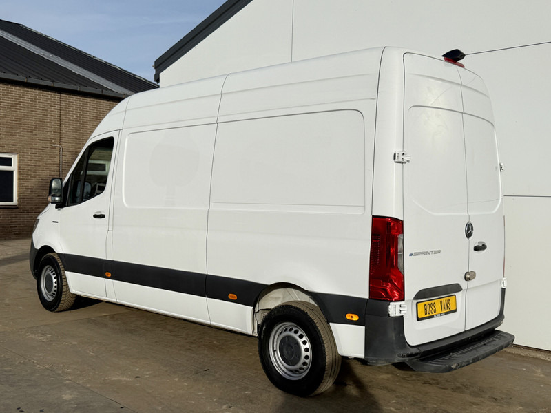 Mercedes-Benz eSprinter 312 ALL-IN PRIJS L2H2 55kWh 168km WLTP 80kw Snelladen Climate Control Camera Stoelverwarming - Gesloten bestelwagen, Elektrische bedrijfswagen: afbeelding 2 Mercedes-Benz eSprinter 312 ALL-IN PRIJS L2H2 55kWh 168km WLTP 80kw Snelladen Climate Control Camera Stoelverwarming - Gesloten bestelwagen, Elektrische bedrijfswagen: afbeelding 2