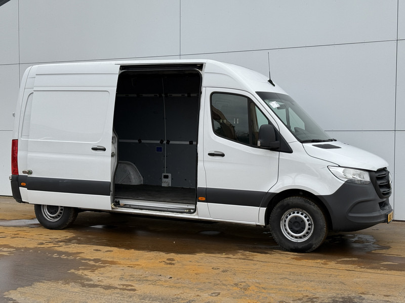Mercedes-Benz eSprinter eSprinter 312 L2H2 100% Elektrisch 55kWh 168km WLTP 80kw Snelladen Climate Control Camera Stoelverwarming Laadkabel - Gesloten bestelwagen, Elektrische bedrijfswagen: afbeelding 5 Mercedes-Benz eSprinter eSprinter 312 L2H2 100% Elektrisch 55kWh 168km WLTP 80kw Snelladen Climate Control Camera Stoelverwarming Laadkabel - Gesloten bestelwagen, Elektrische bedrijfswagen: afbeelding 5