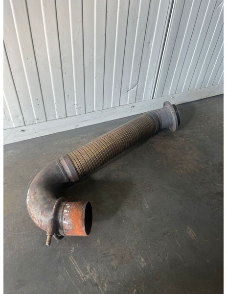 Liebherr A904 Li/A904C Li/R904/R904C - Uitlaatpijp: afbeelding 2 Liebherr A904 Li/A904C Li/R904/R904C - Uitlaatpijp: afbeelding 2