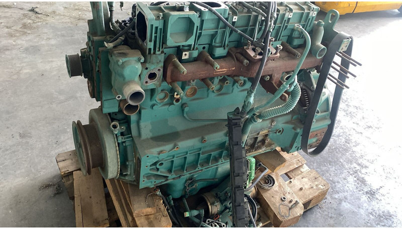 Volvo D6H FOR PARTS - Motor: afbeelding 2 Volvo D6H FOR PARTS - Motor: afbeelding 2