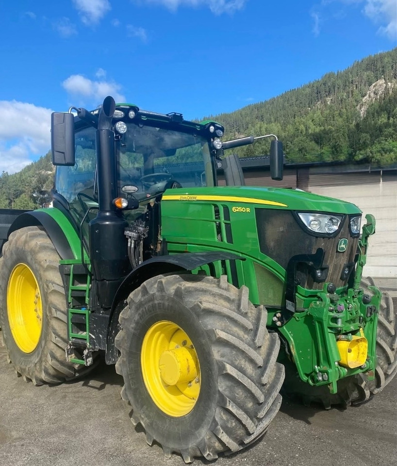 John Deere 6250R Ultimate - Tractor: afbeelding 4 John Deere 6250R Ultimate - Tractor: afbeelding 4