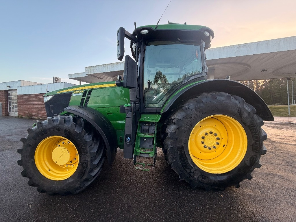 John Deere 7290 R - Tractor: afbeelding 1 John Deere 7290 R - Tractor: afbeelding 1