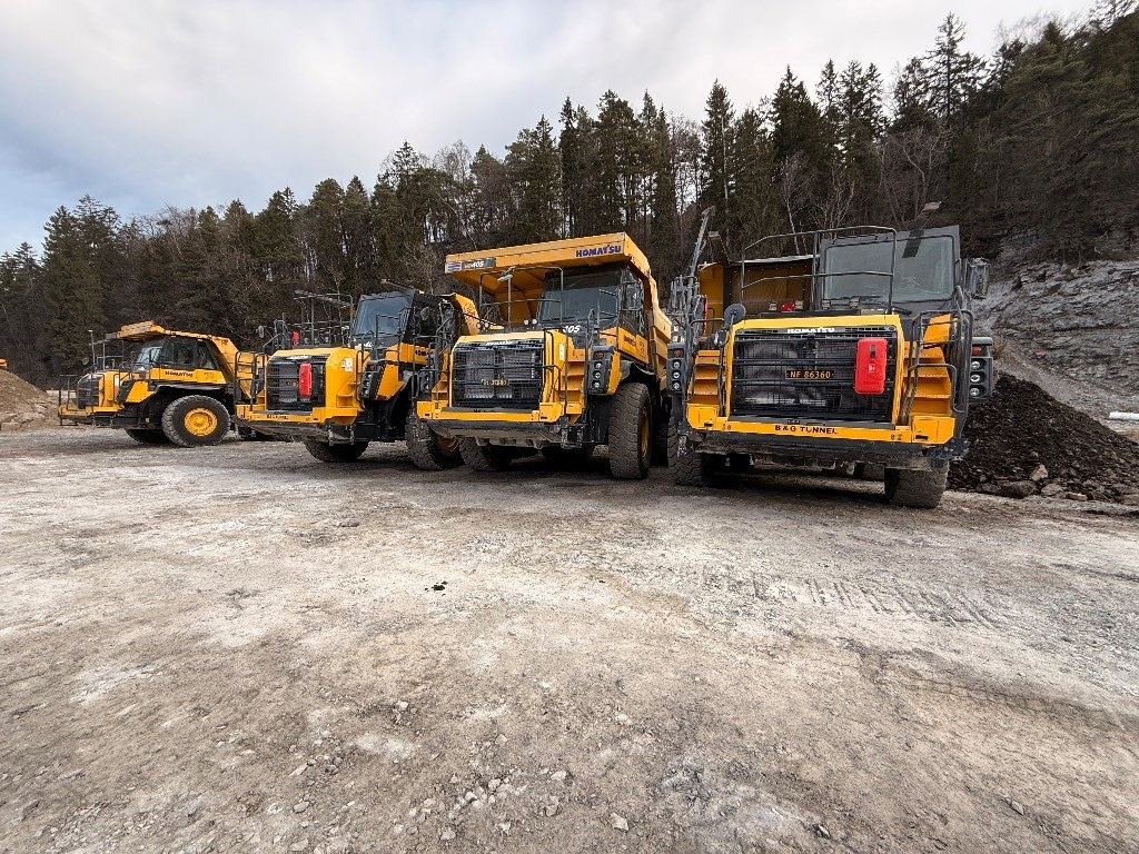 Komatsu HD 405 - 8E0 - Zelfrijdende kiepwagen: afbeelding 2 Komatsu HD 405 - 8E0 - Zelfrijdende kiepwagen: afbeelding 2