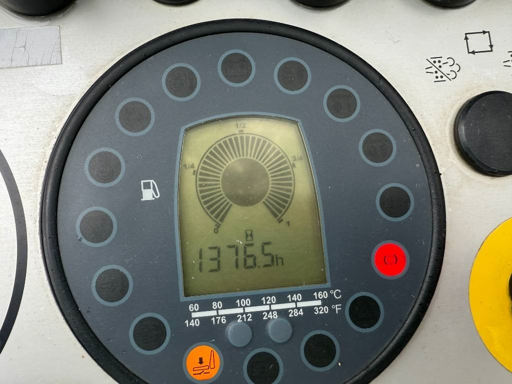 Asfaltwals Bomag BW 138 AD-5: afbeelding 10 Asfaltwals Bomag BW 138 AD-5: afbeelding 10