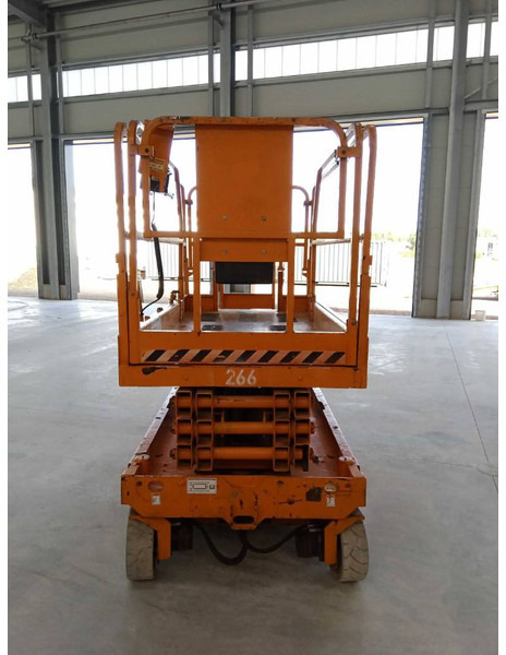 Genie GS 2646 - Schaarlift: afbeelding 2 Genie GS 2646 - Schaarlift: afbeelding 2