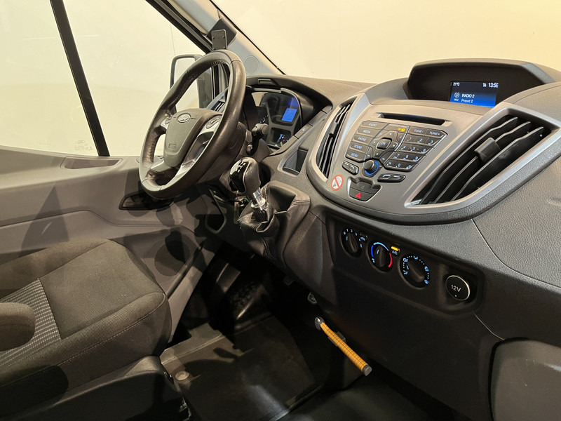 Ford Transit 350 2.0 TDCI L3H2 Trend 130 PK / Euro 6 / 220V / Airco / Cruise Control / Trekhaak / Camera - Gesloten bestelwagen: afbeelding 3 Ford Transit 350 2.0 TDCI L3H2 Trend 130 PK / Euro 6 / 220V / Airco / Cruise Control / Trekhaak / Camera - Gesloten bestelwagen: afbeelding 3