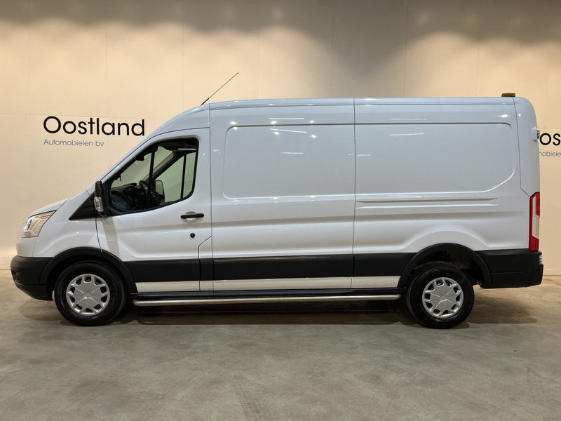 Ford Transit 350 2.0 TDCI L3H2 Trend 130 PK / Euro 6 / 220V / Airco / Cruise Control / Trekhaak / Camera - Gesloten bestelwagen: afbeelding 4 Ford Transit 350 2.0 TDCI L3H2 Trend 130 PK / Euro 6 / 220V / Airco / Cruise Control / Trekhaak / Camera - Gesloten bestelwagen: afbeelding 4