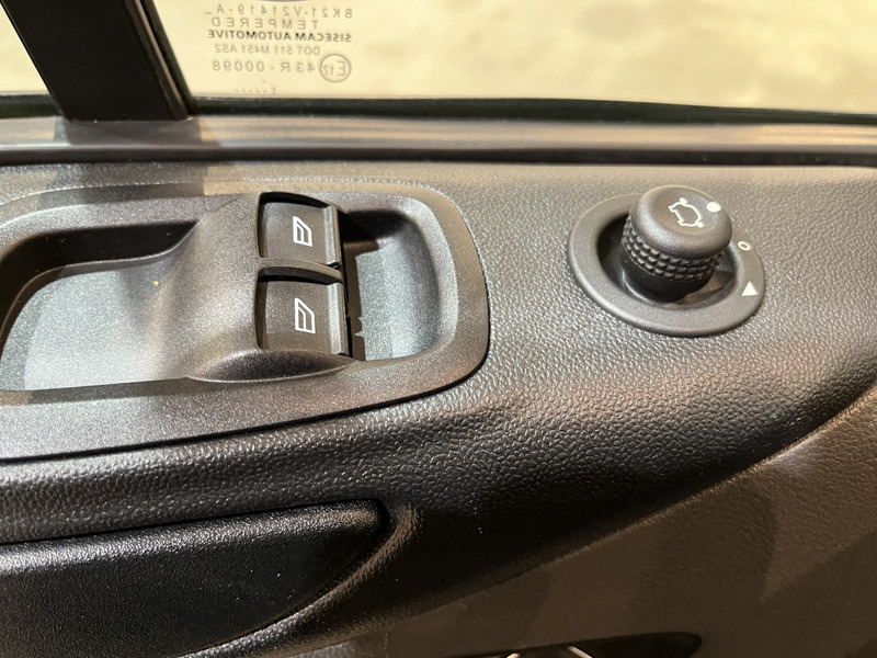 Kleine bestelwagen Ford Transit Custom 300 2.0 TDCI L1H1 Trend 130 PK / Servicebus / Bott Inrichting / Euro 6 / Schuifdeur L + R / Airco / CarPlay / Klep / PDC / Navigatie / 3-Zits  / BPM VRIJ !!: afbeelding 12