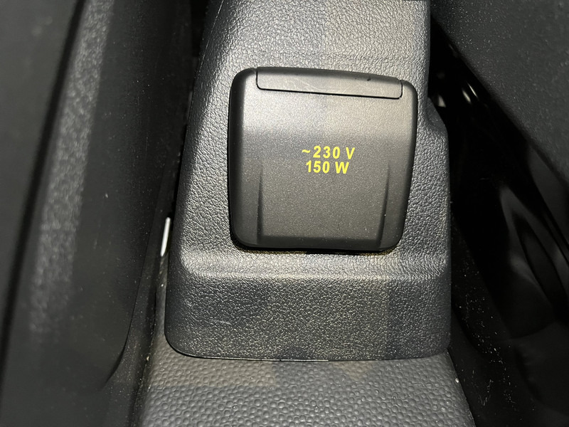 Kleine bestelwagen Ford Transit Custom 300 2.0 TDCI L1H1 Trend 130 PK / Servicebus / Bott Inrichting / Euro 6 / Schuifdeur L + R / Airco / CarPlay / Klep / PDC / Navigatie / 3-Zits  / BPM VRIJ !!: afbeelding 11