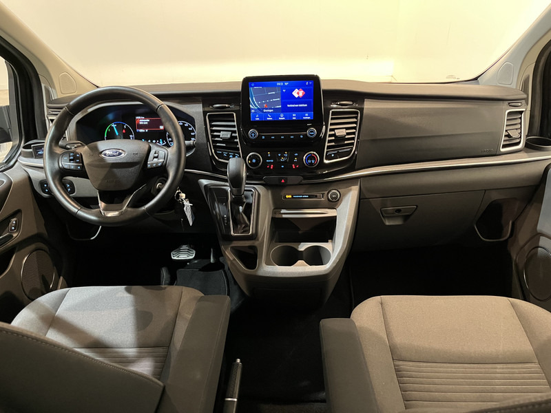 Ford Transit Custom Tourneo 320 1.0 L1H1 PHEV Titanium 130 PK Automaat 8 Persoons / 2x Schuifdeur / Euro 6 / CarPlay / Camera / Airco / Cruise Control / LMV / Navigatie / Klep / 14.000 KM !! - Personenwagen: afbeelding 3 Ford Transit Custom Tourneo 320 1.0 L1H1 PHEV Titanium 130 PK Automaat 8 Persoons / 2x Schuifdeur / Euro 6 / CarPlay / Camera / Airco / Cruise Control / LMV / Navigatie / Klep / 14.000 KM !! - Personenwagen: afbeelding 3