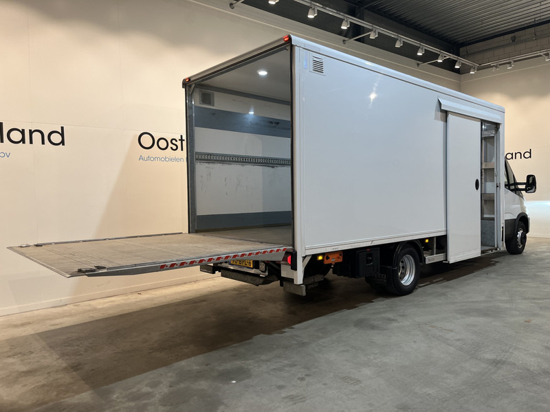 Iveco 70C18 3.0 Automaat Bakwagen / Dhollandia Laadklep / Euro 6 / Luchtvering / Airco / Camera / Cruise Control / Zijdeur - Bakwagen: afbeelding 2 Iveco 70C18 3.0 Automaat Bakwagen / Dhollandia Laadklep / Euro 6 / Luchtvering / Airco / Camera / Cruise Control / Zijdeur - Bakwagen: afbeelding 2