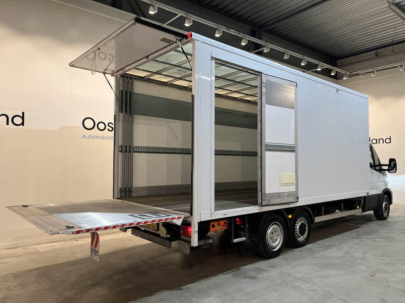 Iveco Daily 35S18 3.0 BE Clixtar Automaat Bakwagen met Laadklep / Laadvermogen 3.060 KG / Euro 6 / Luchtvering / Airco / Camera / CarPlay / Cruise Control / - Bestelwagen gesloten laadbak: afbeelding 3 Iveco Daily 35S18 3.0 BE Clixtar Automaat Bakwagen met Laadklep / Laadvermogen 3.060 KG / Euro 6 / Luchtvering / Airco / Camera / CarPlay / Cruise Control / - Bestelwagen gesloten laadbak: afbeelding 3